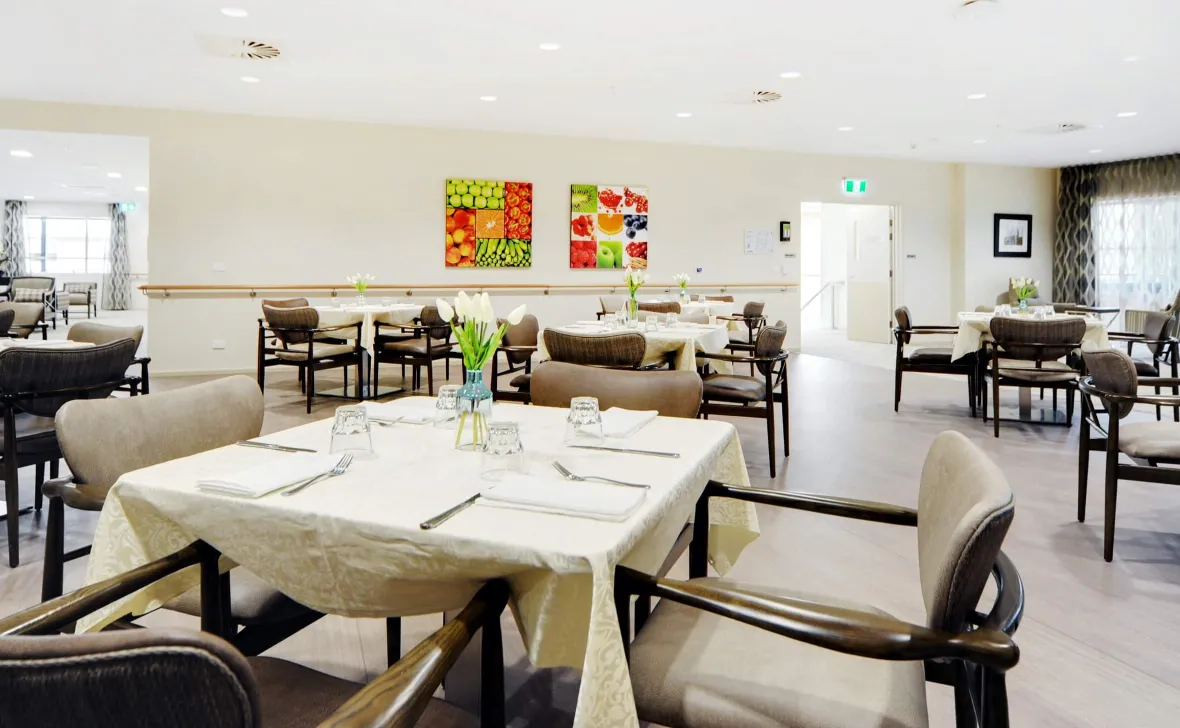 Orange Grove dining