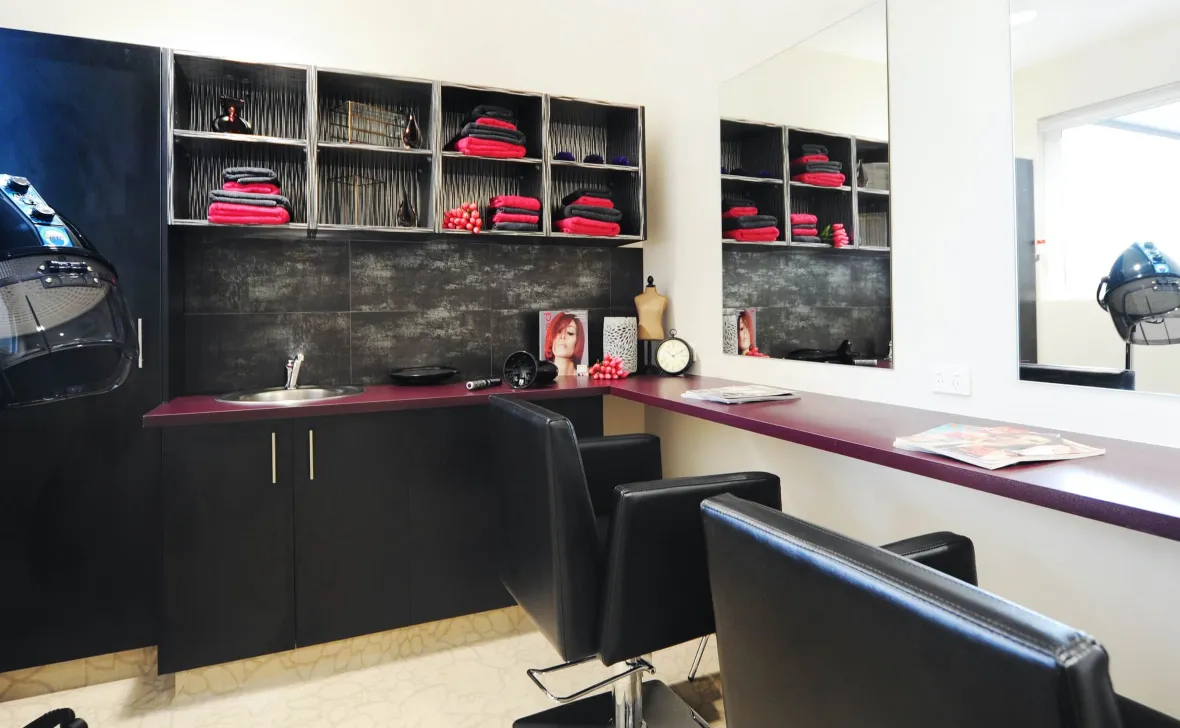 Orange Grove hairdresser