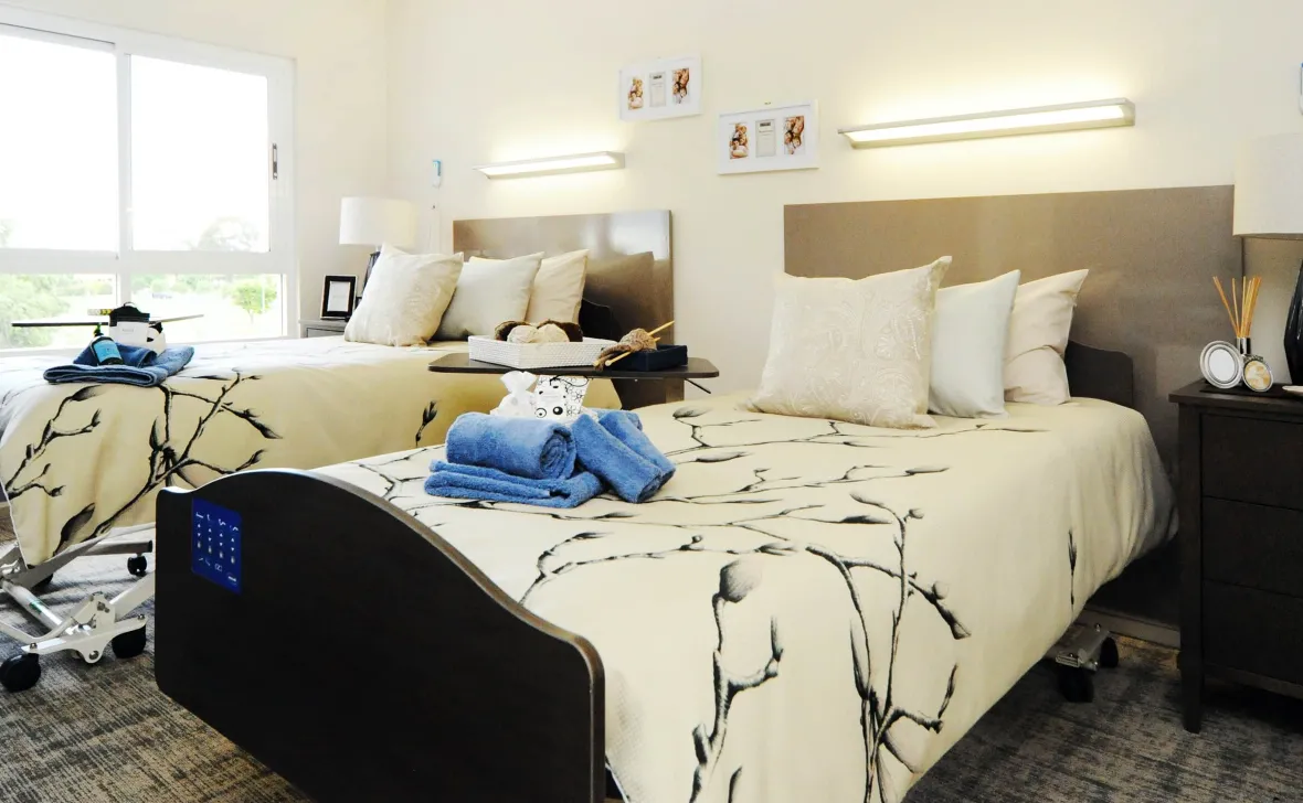Orange Grove bedroom