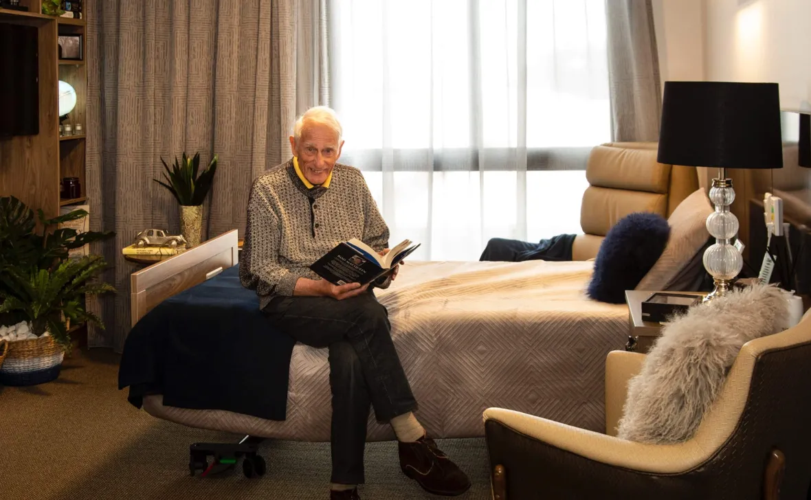 Bathurst Riverview resident reading
