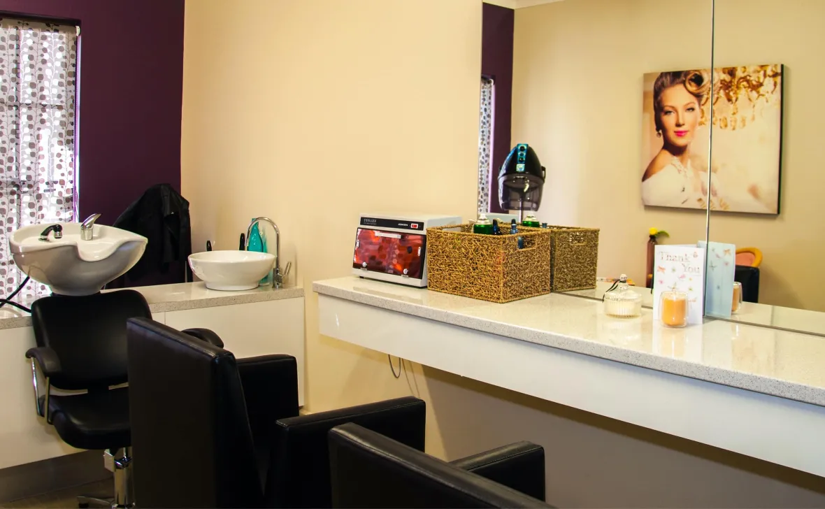 Tweed Valley hair dresser
