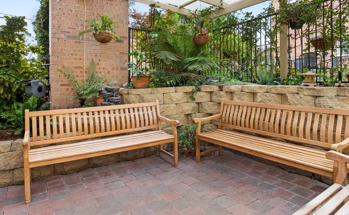 Katoomba Views outdoor seating