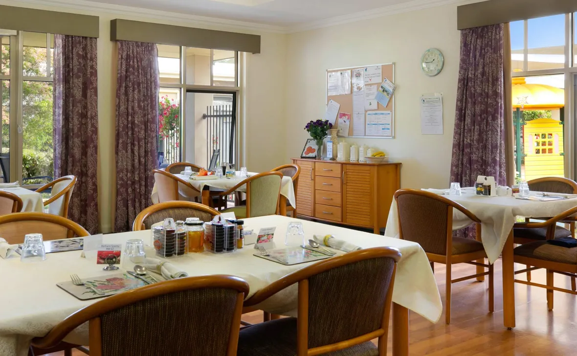 Coffs Harbour Grange dining