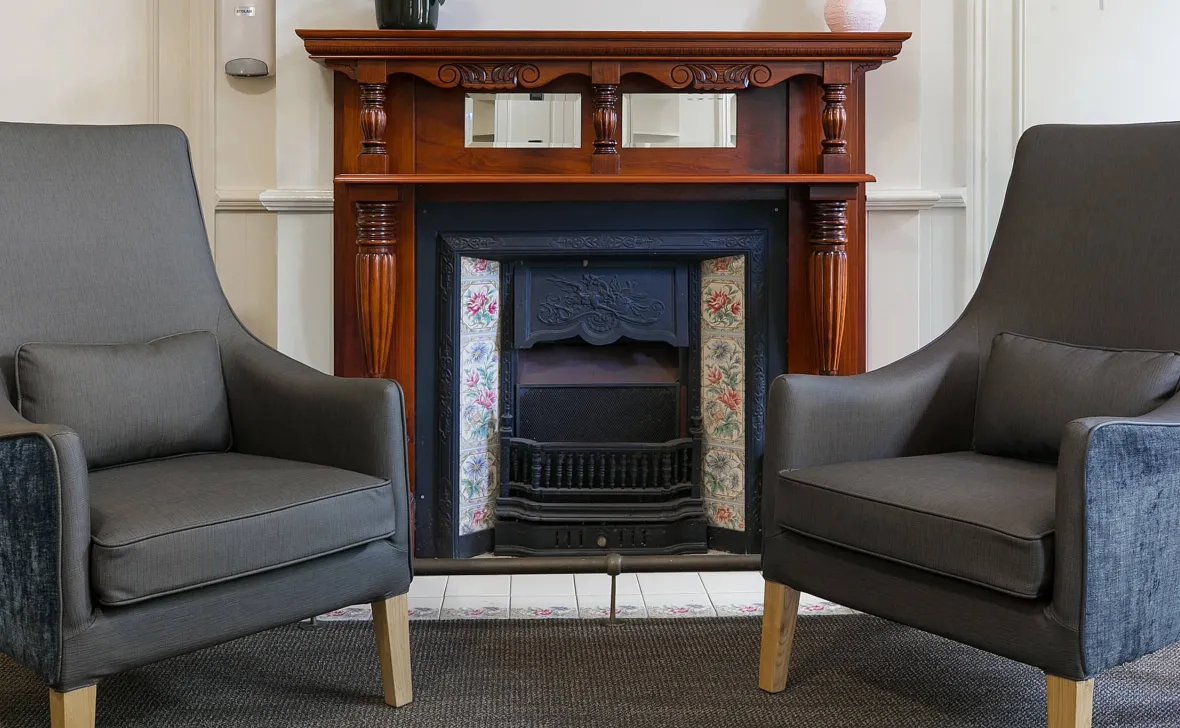 Broadwater Grove seating