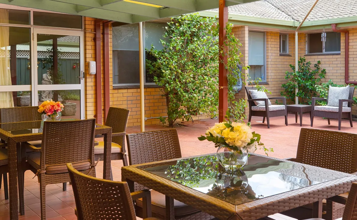 Narrandera Homestead outdoor seating area
