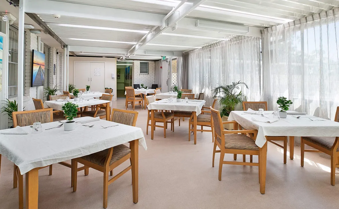 Mona Vale View dining