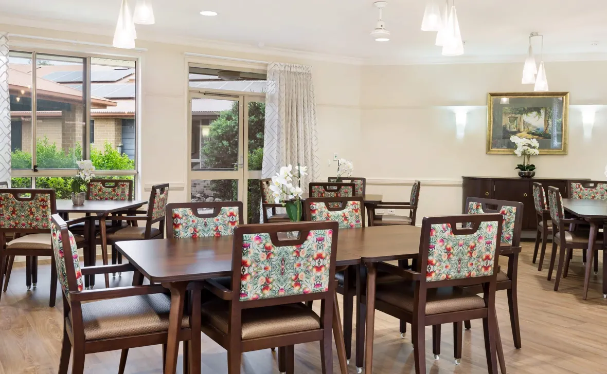 Carseldine Greens dining