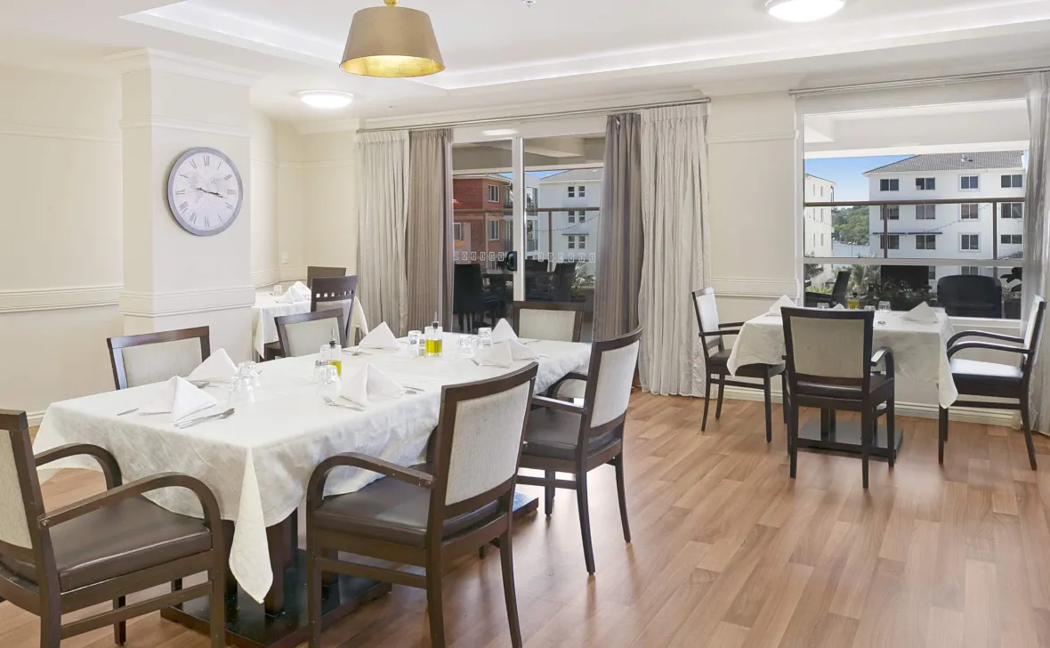 Opal Windward Manor dining