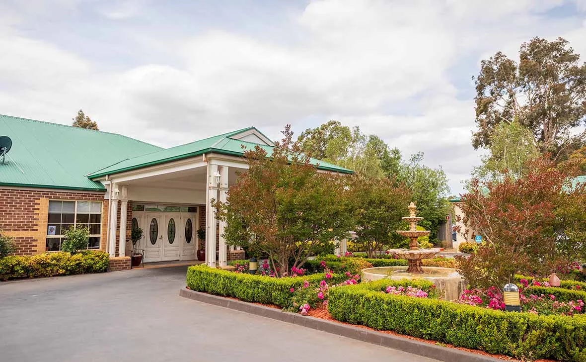 Bairnsdale Parklands_front_entrance