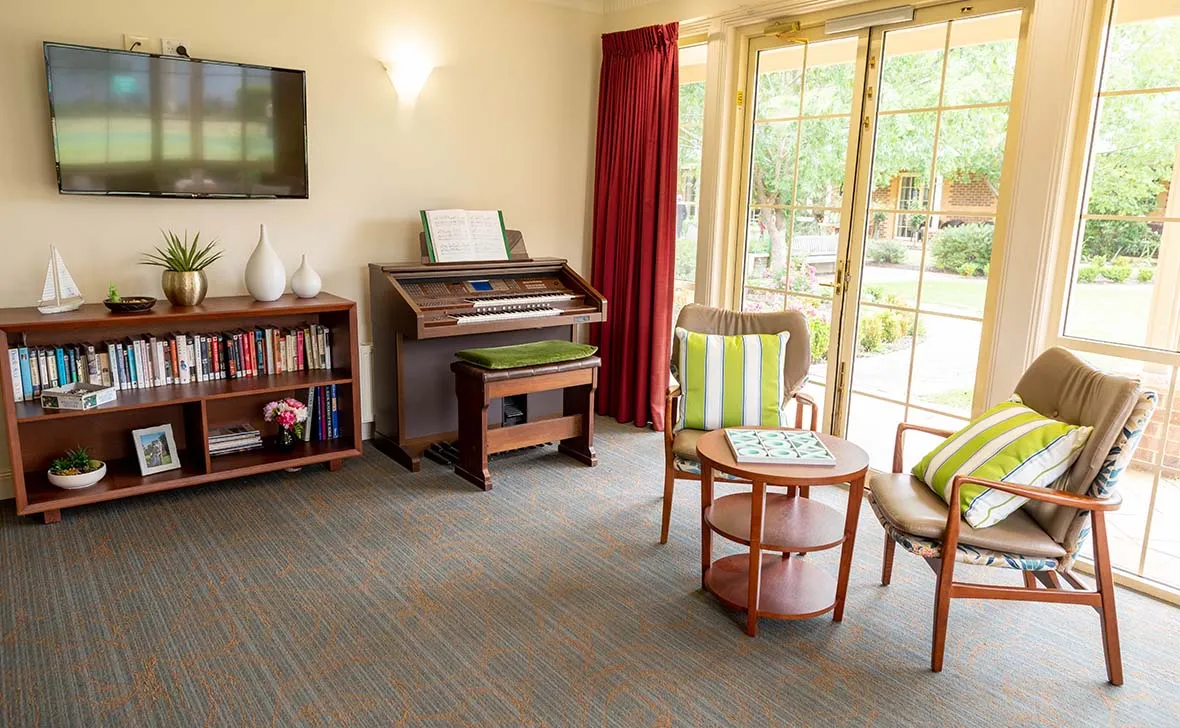 Bairnsdale Parklands_lounge02
