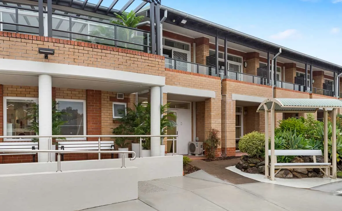 Killarney_Vale_Front