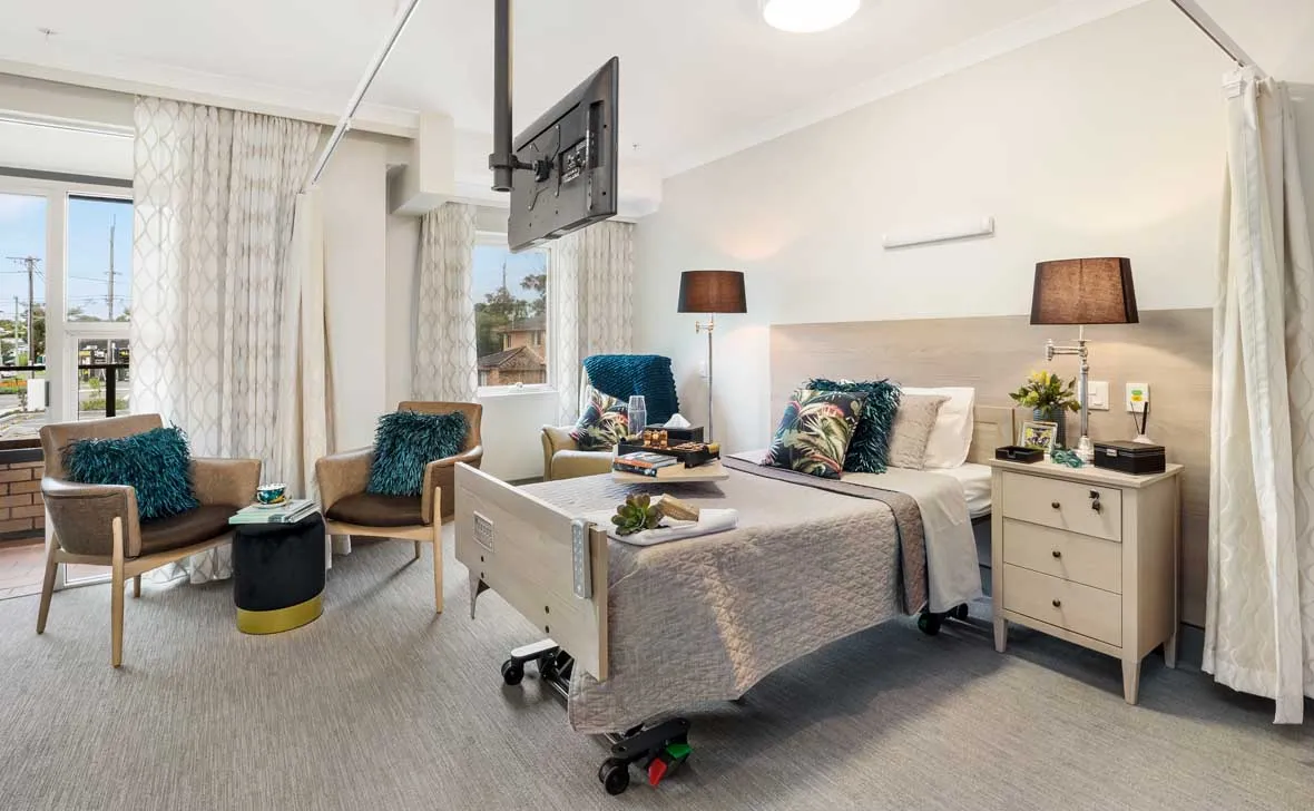 Killarney_Vale_Large_Room
