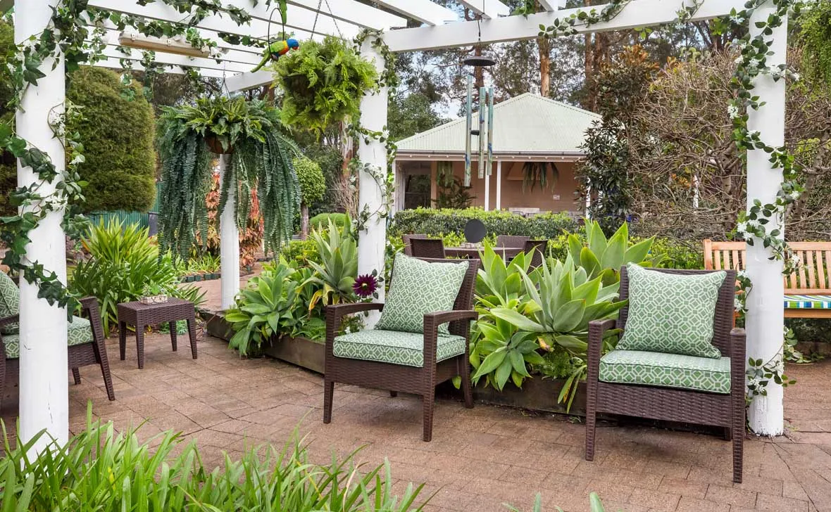 Killarney_Vale_Outside07