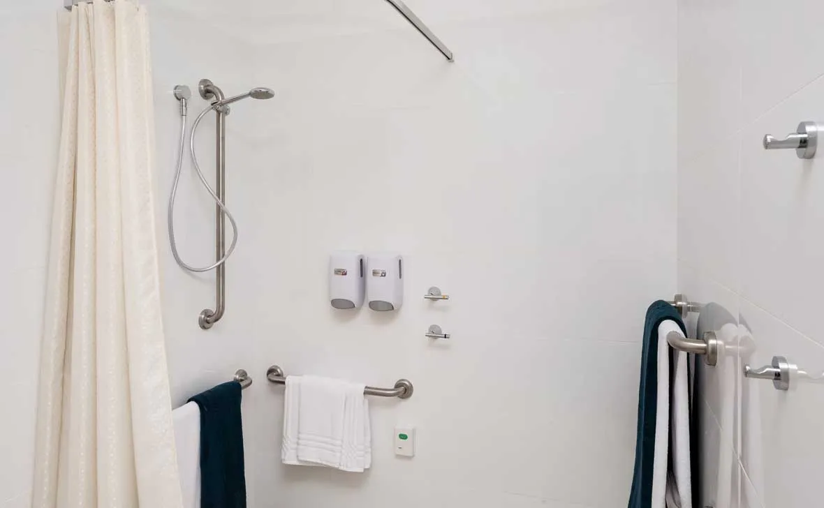 Killarney_Vale_Shower