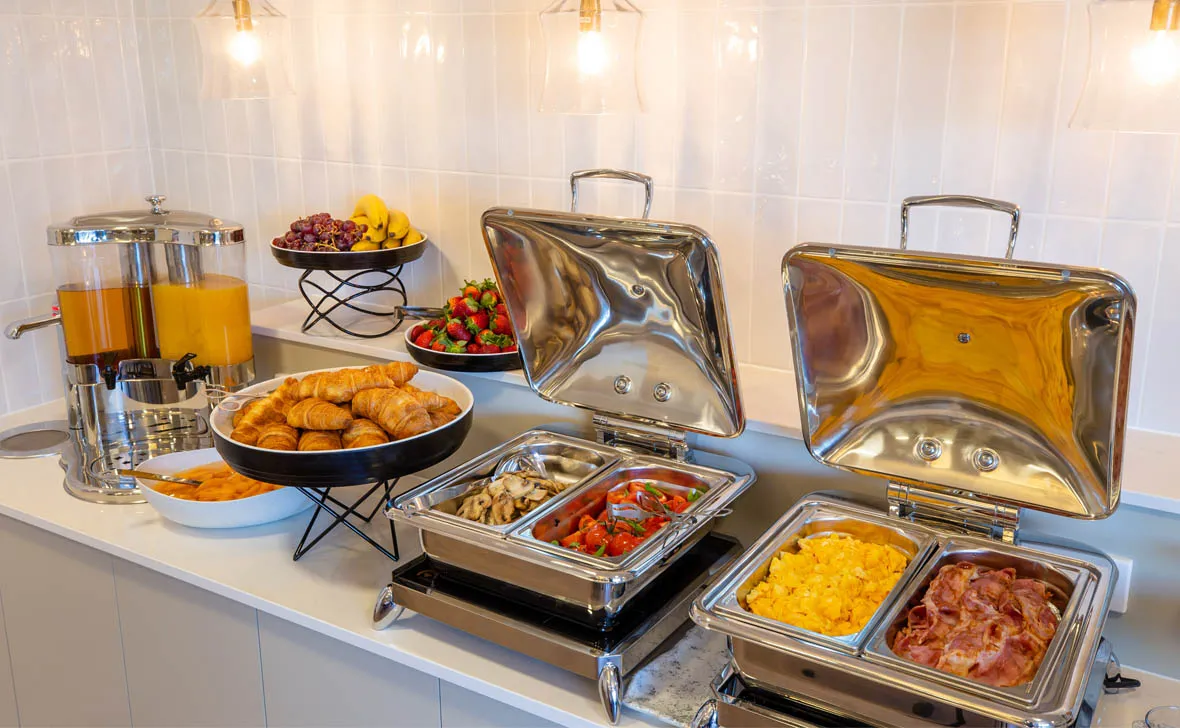 Meadowbank_Grove_Buffet Dining