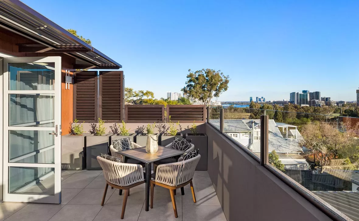 Meadowbank_Grove_View