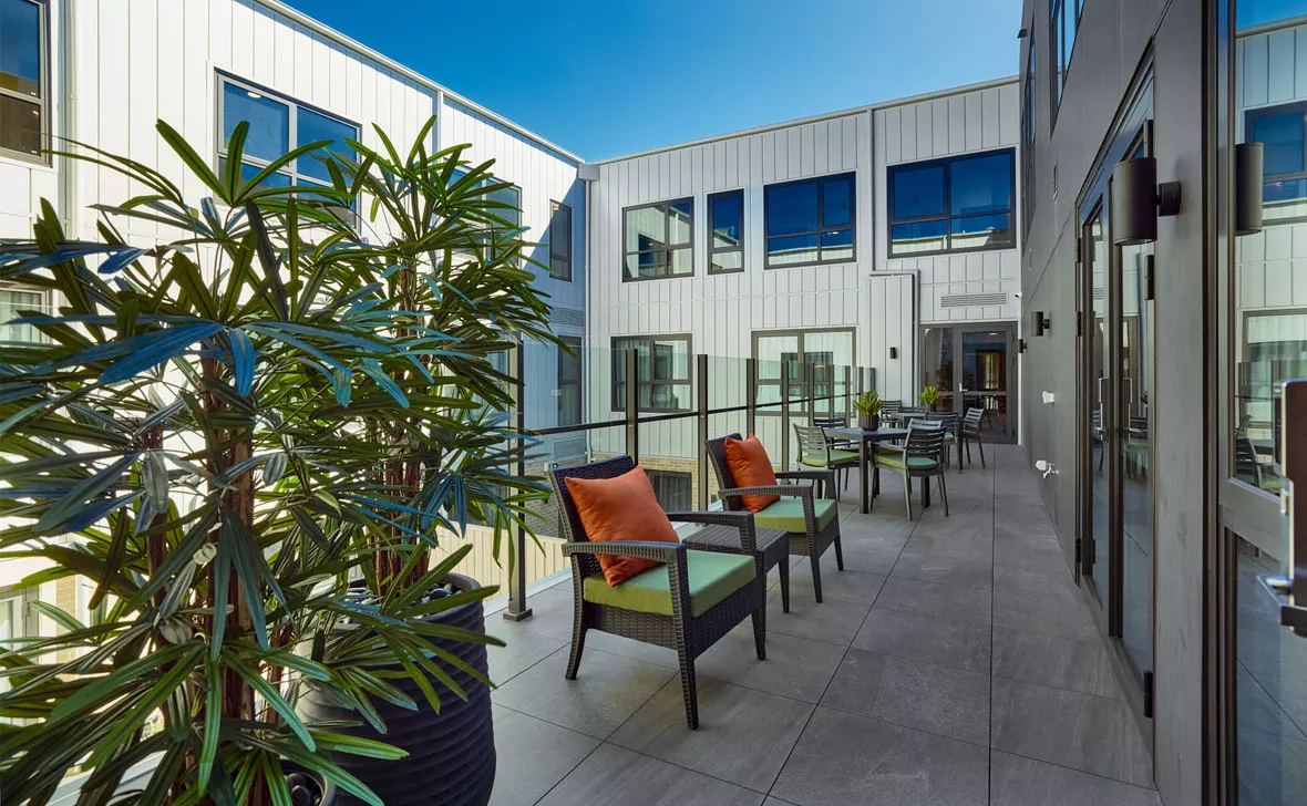 Croydon Grove Sitting Room Deck