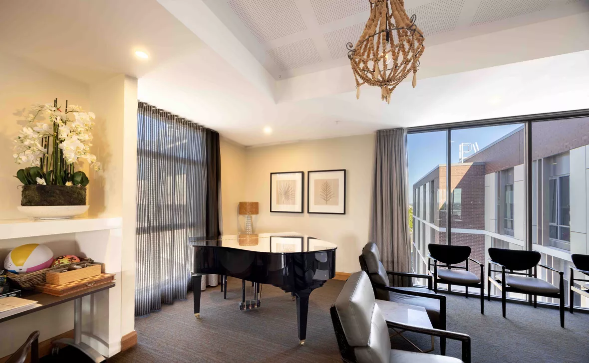 North Lakes Terrace