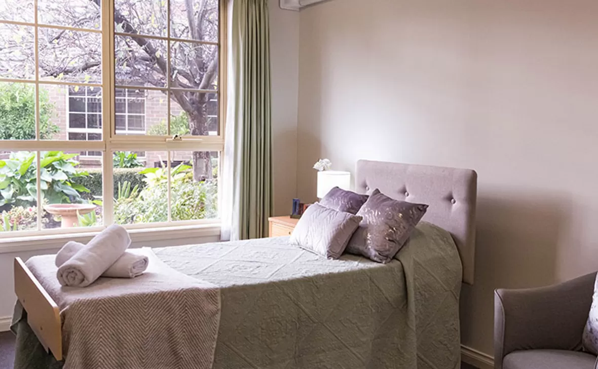 Cheltenham Parkside Care Community nursing home