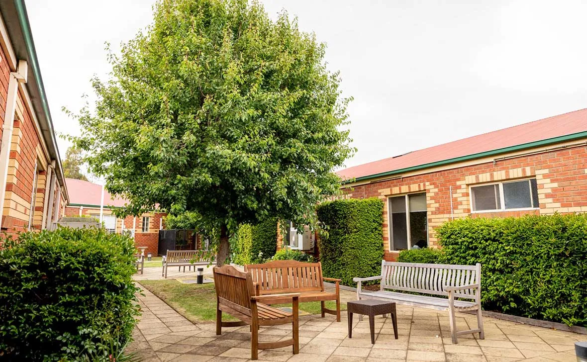 Sale Gardens