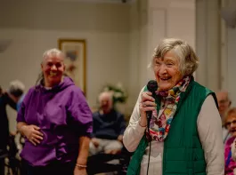 DJ Jill gets everyone groovin’ at Lakes Entrance 