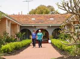 Bunbury Gardens - Main Entrance Mobile