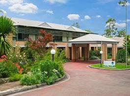 Springwood Greens Assisted Living - Front Entrance Mobile