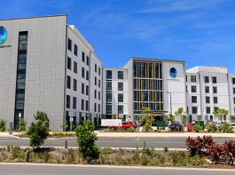 Kawana Waters - Front Entrance Mobile