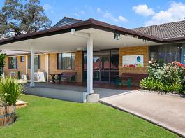 Maitland Grange Main Entrance - Mobile