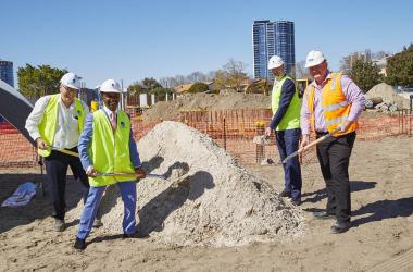 Applecross Shore Sod Turn