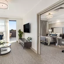 Deluxe companion room