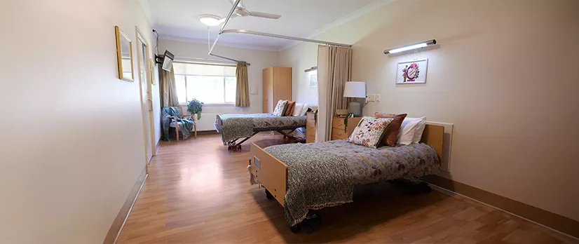 Altona Gardens bedroom